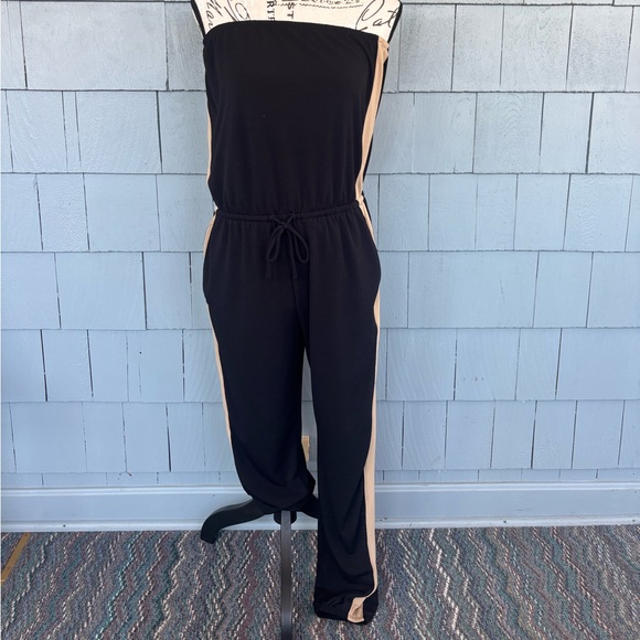 Express Jumpsuit - Picture 2 of 11